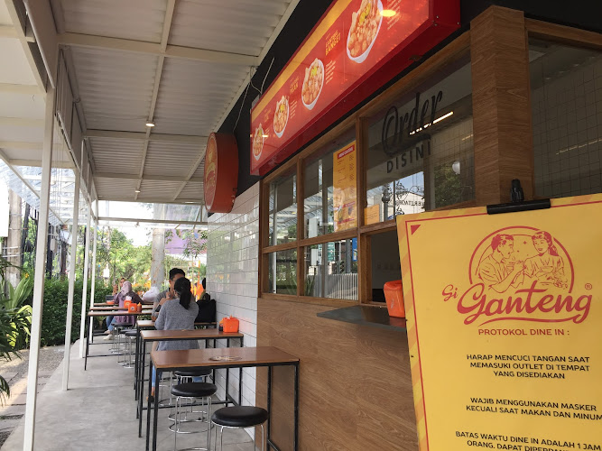 Restoran Bakso di Kota Bandung: Menikmati Kelezatan Bakso di Baso Aci Ganteng dan Tempat Lainnya