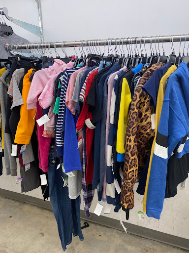 Thrift Store «Goodwill - Sherman Oaks», reviews and photos, 14760 Ventura Blvd, Sherman Oaks, CA 91403, USA