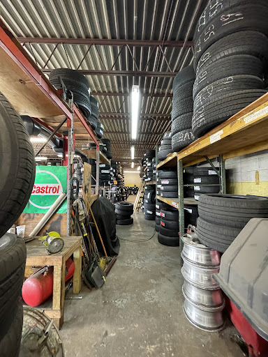 Tire Shop «Discount Tire Center», reviews and photos, 1406 NJ-37, Toms River, NJ 08753, USA