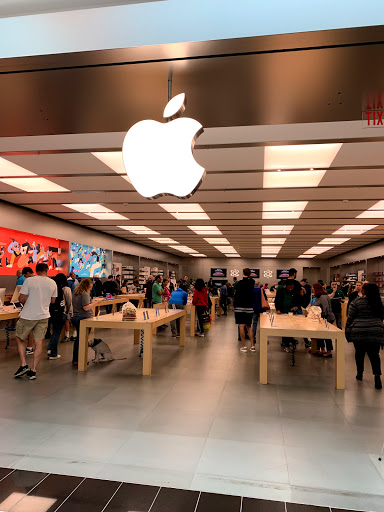 Computer Store «Apple King of Prussia», reviews and photos, 160 N Gulph Rd, King of Prussia, PA 19406, USA
