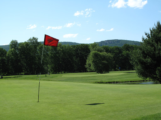 Golf Course «New Paltz Golf Course», reviews and photos, 215 Huguenot St, New Paltz, NY 12561, USA