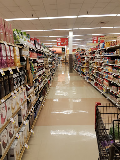 Grocery Store «Winn-Dixie», reviews and photos, 2519 McMullen Booth Rd #106, Clearwater, FL 33761, USA