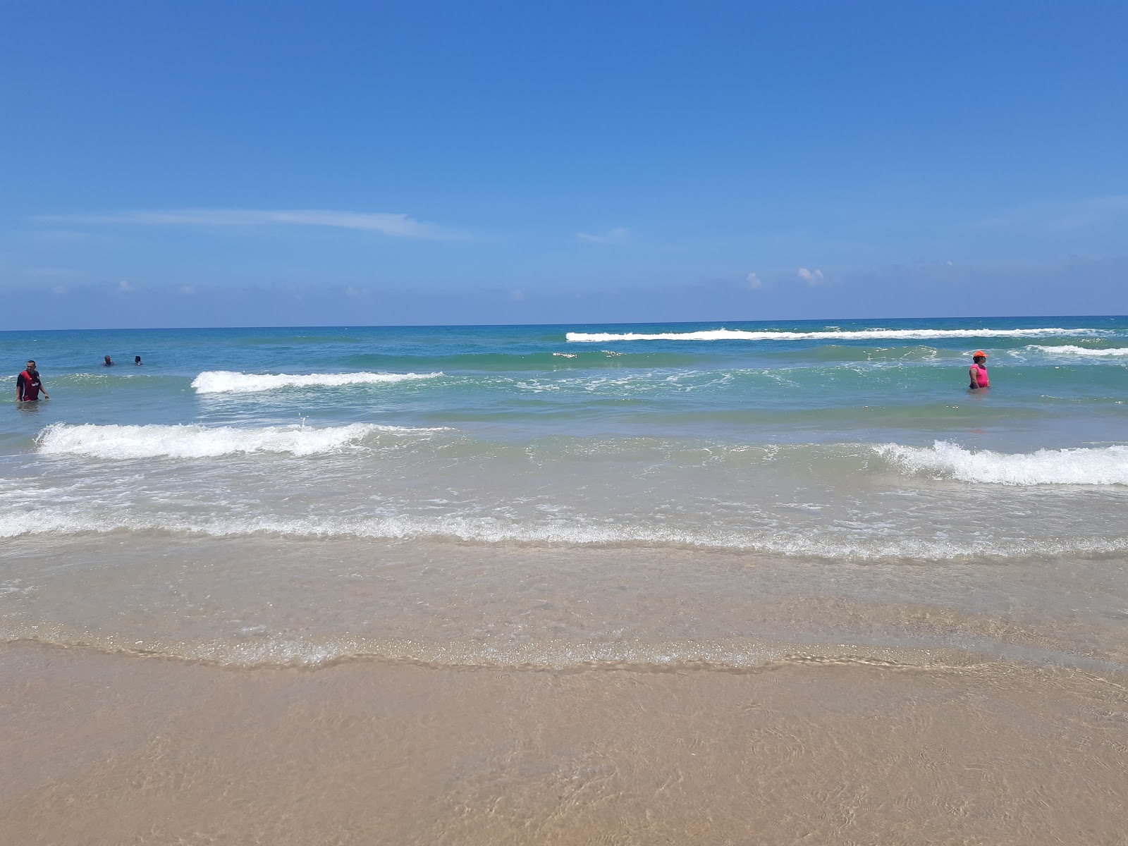 Foto von Miramar Strand und die siedlung