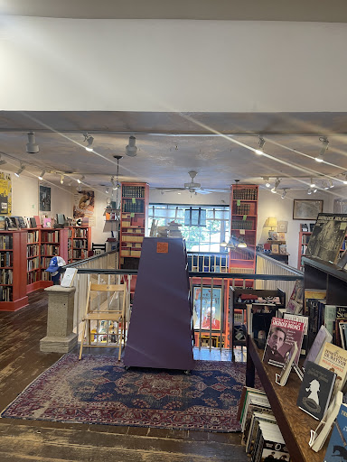 Book Store «Riverby Books», reviews and photos, 805 Caroline St, Fredericksburg, VA 22401, USA