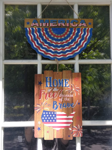 Dollar Store «Dollar Tree», reviews and photos, 39 N Lansdowne Ave #45, Lansdowne, PA 19050, USA