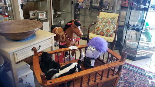 Flea Market «Fort Walton Beach Flea Market», reviews and photos, 125 Eglin Pkwy SE, Fort Walton Beach, FL 32548, USA