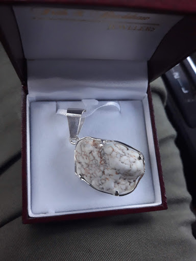 Jeweler «Frith & Bradshaw Jewelers», reviews and photos, 3933 California Ave, Carmichael, CA 95608, USA