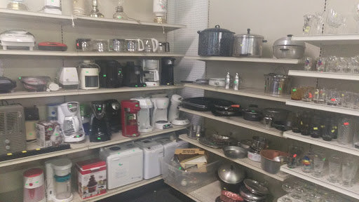 Thrift Store «Salvation Army Thrift Store», reviews and photos, 524 Frederick St, Hagerstown, MD 21740, USA