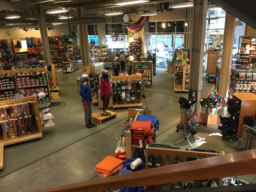 Camping Store «REI», reviews and photos, 402 Santa Monica Blvd, Santa Monica, CA 90401, USA