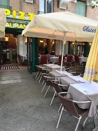 Atmosphère du Restaurant italien Pizzeria Villa Eva à Paris - n°7