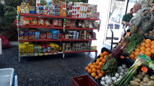 Opiniones de FRUTERIA SAN SADIT en Río Negro - Frutería