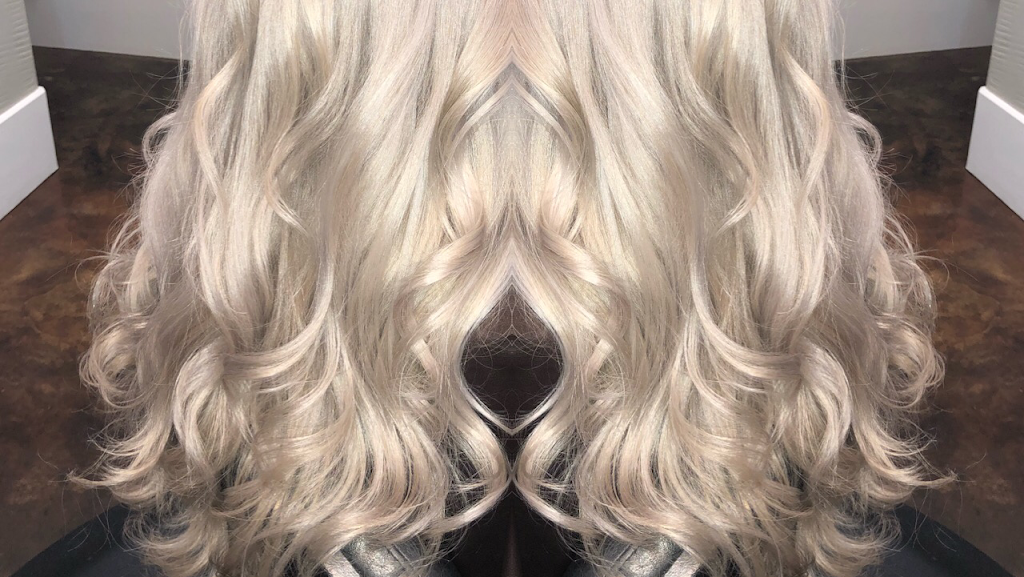 Anne Does Hair At Salons Of Volterra Keller 76248