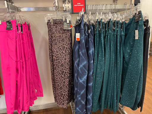 Clothing Store «Gap Outlet», reviews and photos, 1600 Saratoga Ave, San Jose, CA 95129, USA