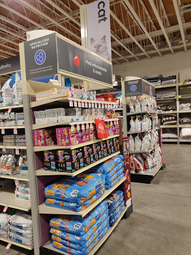 Pet Supply Store «PetSmart», reviews and photos, 850 W Hamilton Ave, Campbell, CA 95008, USA