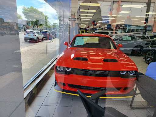 Car Dealer «Bayside Chrysler Jeep Dodge», reviews and photos, 21219 Northern Blvd, Bayside, NY 11361, USA