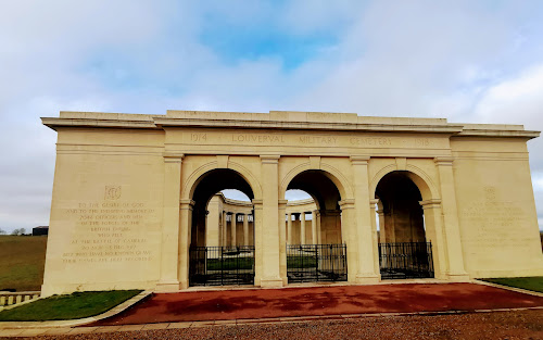 Cambrai Memorial à Doignies