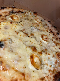 Plats et boissons du Pizzas à emporter Fratelli Pizzeria à Levallois-Perret - n°12