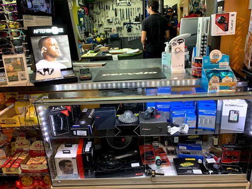 Sporting Goods Store «Evolve Bicycles», reviews and photos, 13 Blake Blvd, Celebration, FL 34747, USA