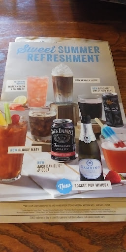 American Restaurant «Cracker Barrel Old Country Store», reviews and photos, 6055 Som Center Rd, Willoughby, OH 44094, USA