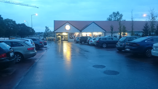 Lidl's Parking