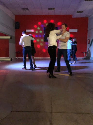 Sala Mas Que Baile