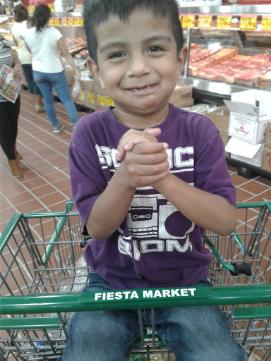 Mexican Grocery Store «Fiesta Market», reviews and photos, 939 E Irving Park Rd, Streamwood, IL 60107, USA
