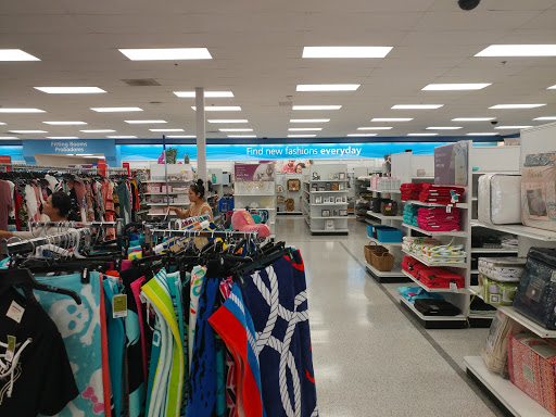 Clothing Store «Ross Dress for Less», reviews and photos, 1985 W Malvern Ave, Fullerton, CA 92833, USA