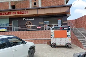 Restaurant On Wheel image