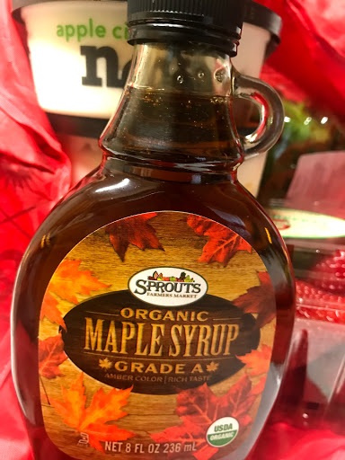 Health Food Store «Sprouts Farmers Market», reviews and photos, 7477 N Blackstone Ave, Fresno, CA 93720, USA