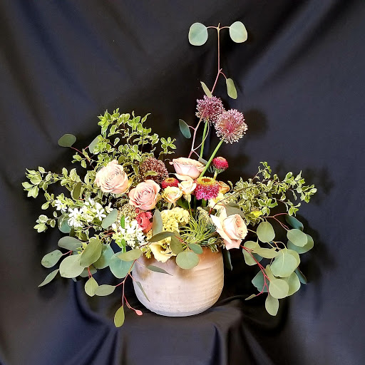 Florist «Mills & Young Florists», reviews and photos, 7122 Dixie Hwy, Louisville, KY 40258, USA