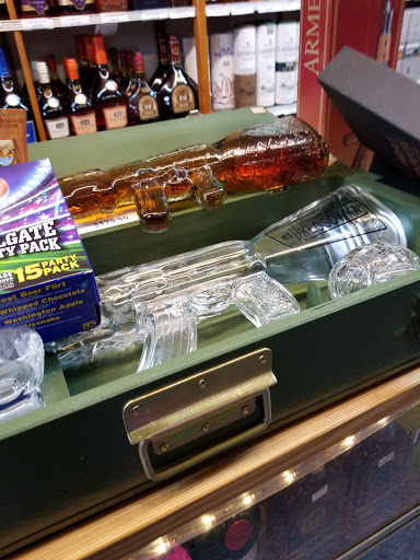 Liquor Store «Myrtle Beach Liquor», reviews and photos, 2010 N Kings Hwy suite A, Myrtle Beach, SC 29577, USA