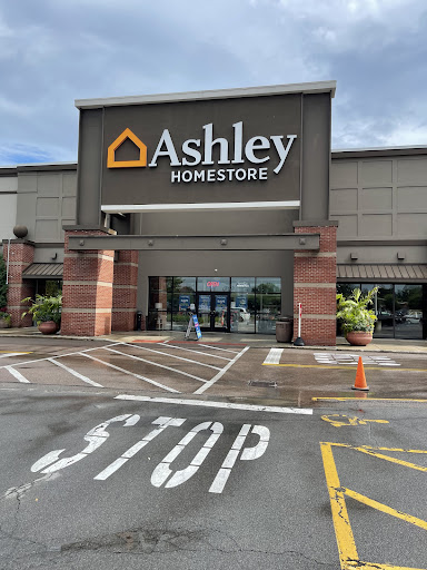 Furniture Store «Ashley HomeStore», reviews and photos, 3529 W Genesee St, Syracuse, NY 13219, USA