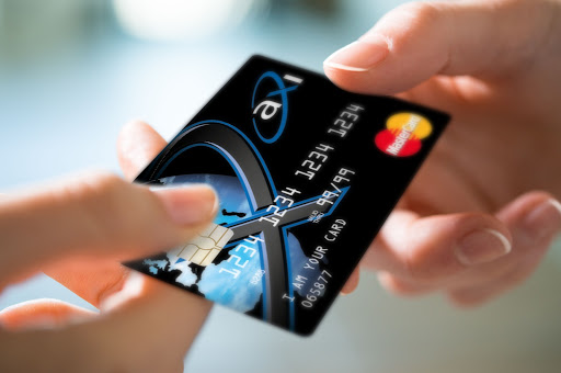 AXI Card Romania - credit nevoi personale online, cu card atasat.