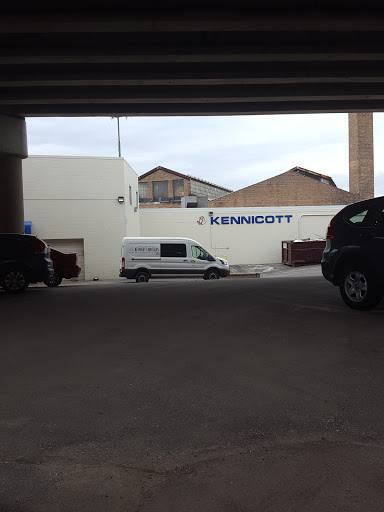 Wholesale Florist «Kennicott Milwaukee», reviews and photos, 4831 W State St, Milwaukee, WI 53208, USA