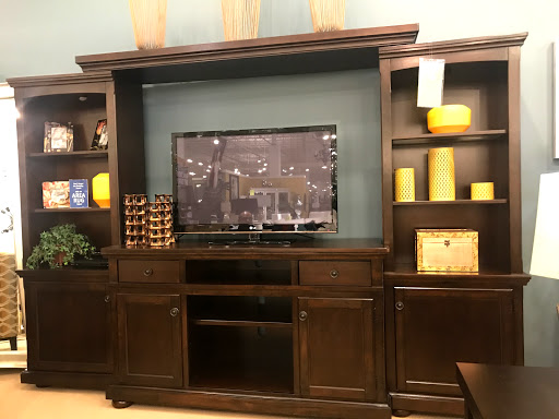 Clothing Store «Ross Dress for Less», reviews and photos, 2180 MacArthur Rd, Whitehall, PA 18052, USA