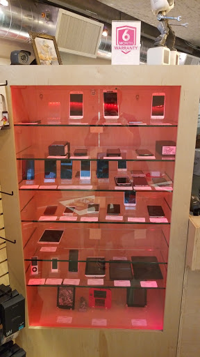 Electronics Repair Shop «Gadget Fix», reviews and photos, 520 Lenora St, Seattle, WA 98121, USA
