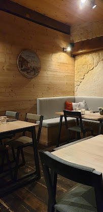 Atmosphère du Restaurant familial La Raclette à Isola - n°4