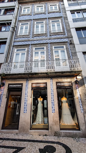 Pronovias Porto - Vestidos de Noiva - Loja