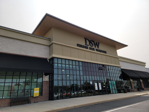 DSW Designer Shoe Warehouse, 12997 Fair Lakes Shopping Center, Fairfax, VA 22033, USA, 