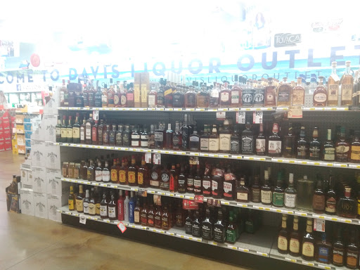 Liquor Store «Davis Liquor Outlet», reviews and photos, 1406 N Waco Ave, Wichita, KS 67203, USA