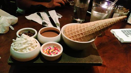 Restaurant «Max Brenner», reviews and photos, 745 Boylston St, Boston, MA 02116, USA