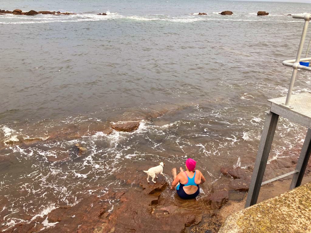 Fotografie cu Cellardyke Tidal Pool Beach - locul popular printre cunoscătorii de relaxare