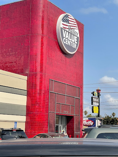 Thrift Store «Valley Thrift Store», reviews and photos, 13630 Victory Blvd, Van Nuys, CA 91401, USA