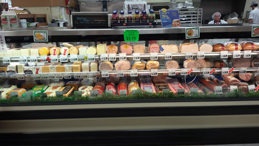 Grocery Store «Hollywood Super Market», reviews and photos, 2020 Auburn Rd, Shelby Charter Township, MI 48317, USA