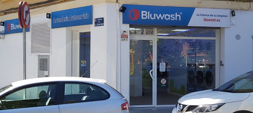 BLUWASH Lavanderia Autoservicio