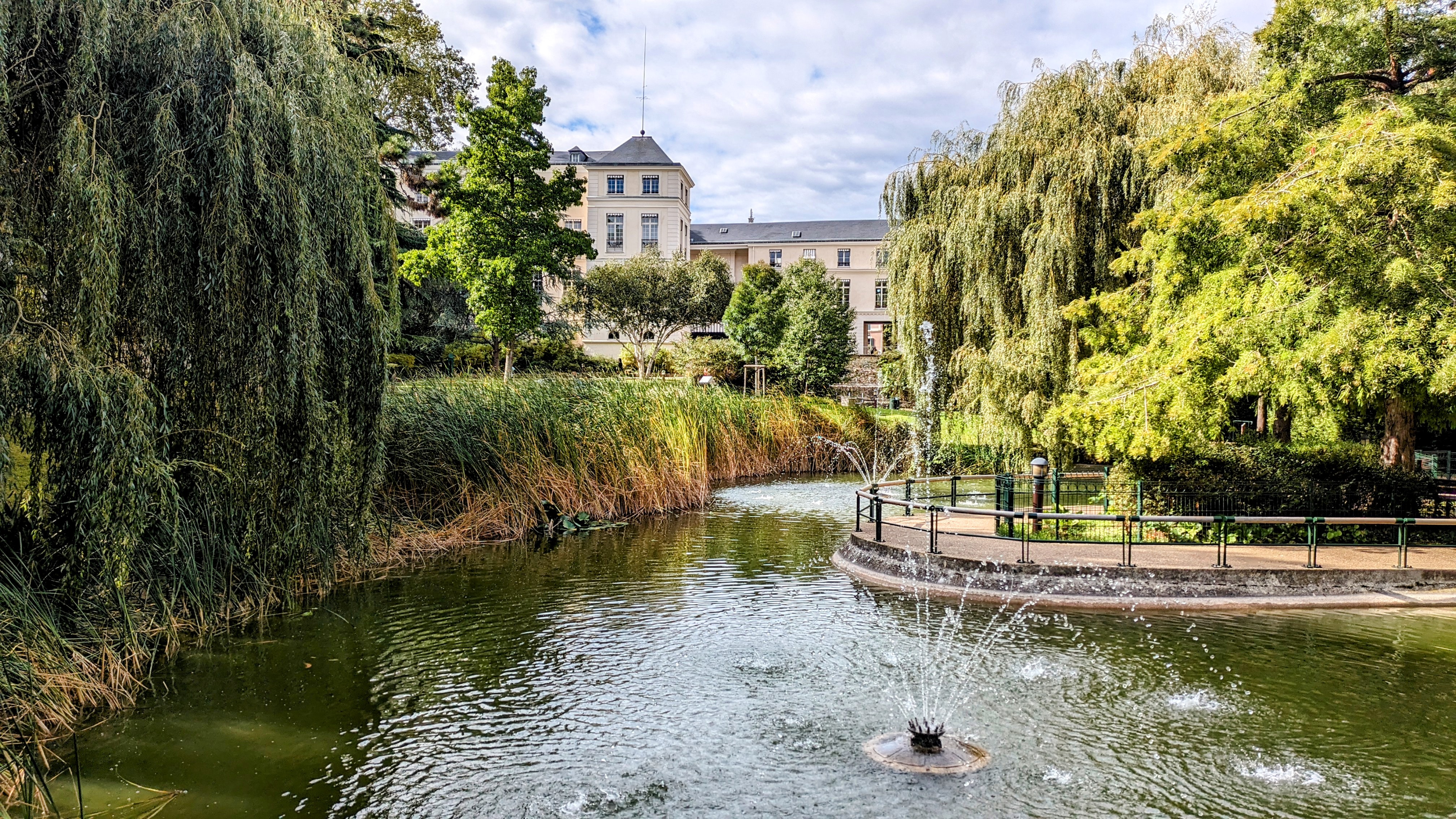 Photo n° 3 de l'avis de The.a fait le 24/09/2023 à 07:41