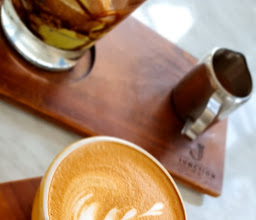 Junction Café photo