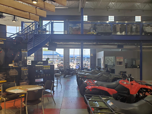 Motorcycle Dealer «RideNow Powersports Phoenix», reviews and photos, 17202 N Cave Creek Rd, Phoenix, AZ 85032, USA