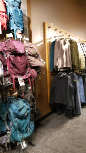 Camping Store «REI», reviews and photos, 63 W Aylesbury Rd, Timonium, MD 21093, USA