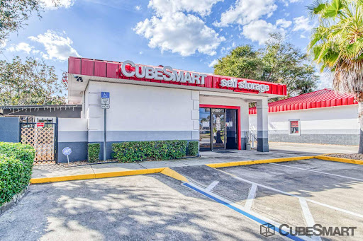 Self-Storage Facility «StorQuest Self Storage», reviews and photos, 200 N Ridgewood Ave, Edgewater, FL 32132, USA